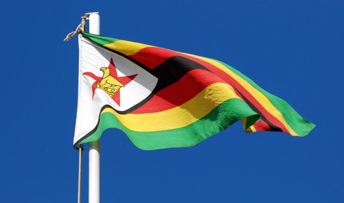 Беларусь и Зимбабве подписали соглашения на 350 млн USD