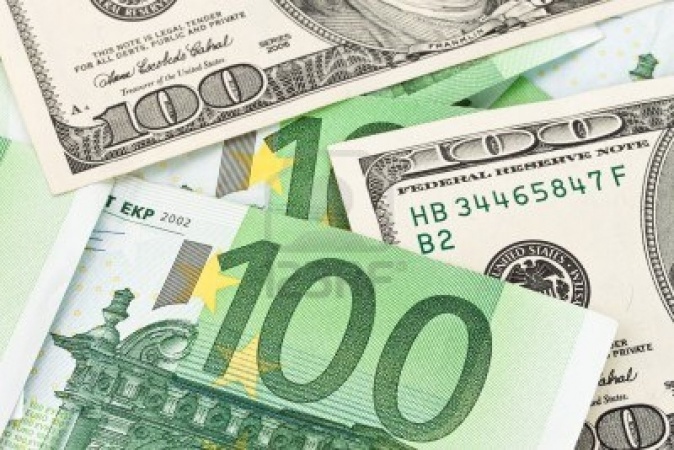Открытие торгов на БВФБ 17 декабря: российский рубль позеленел, доллар и евро в минусе