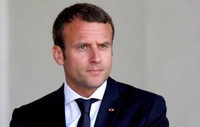 Макрон пообещал, что Франция первой в мире закроет все ТЭЦ  