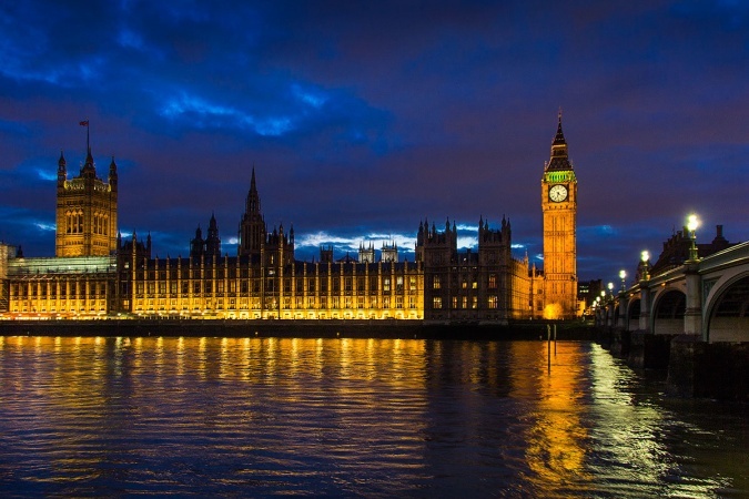 Парламент Великобритании отказался от Brexit без соглашения с ЕС 