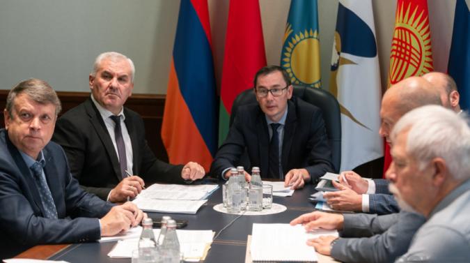 Рустан Дженалинов: «Сформирован весь пакет технологических документов для проведения в ЕАЭС эксперимента по применению электронных транспортных накладных» Рустан Дженалинов: «Сформирован весь пакет технологических документов для проведения в ЕАЭС эксперимента по применению электронных транспортных накладных»