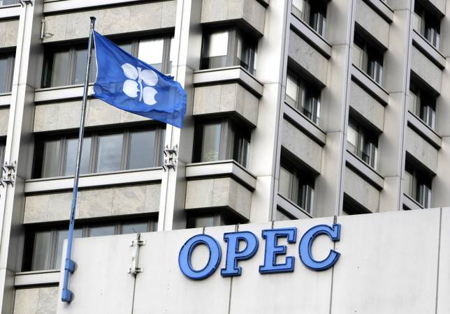 ОПЕК понизила оценку спроса на нефть в 2018 и 2019 годах