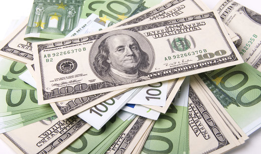Открытие торгов на БВФБ 24 декабря: доллар и евро в минусе, российский рубль стабилен