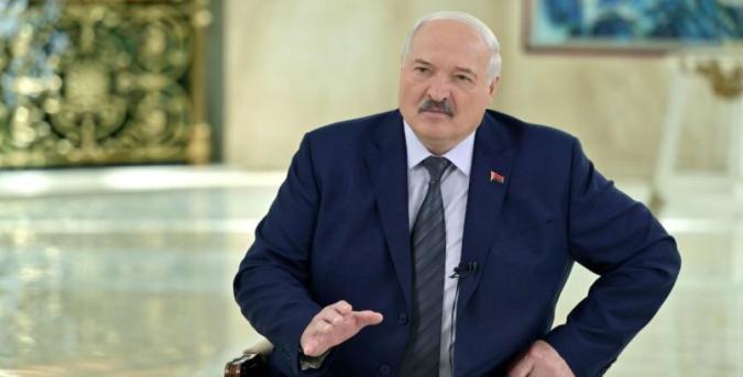 Разговор с Трампом, мирный план для Украины, прогнозы и инсайды от Первого. Главное из интервью Лукашенко белорусским СМИ Разговор с Трампом, мирный план для Украины, прогнозы и инсайды от Первого. Главное из интервью Лукашенко белорусским СМИ