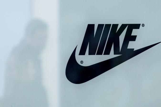 Nike прекращает работу в России