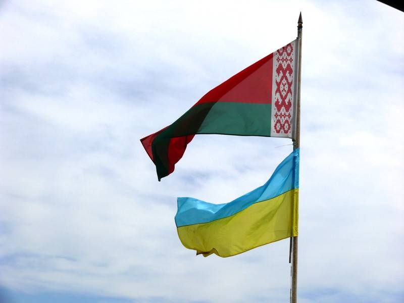 Беларусь выступает за развитие торговли и создание совместных с Украиной производств Беларусь выступает за развитие торговли и создание совместных с Украиной производств