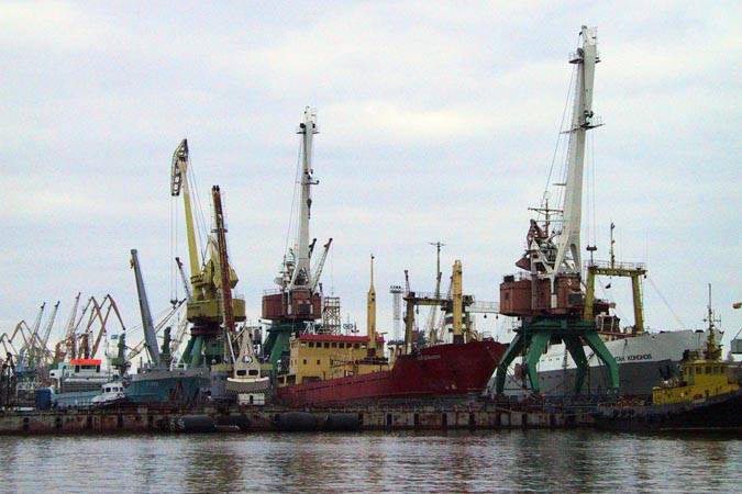 Грузооборот морских портов РФ в январе-августе вырос на 3,4% до 535,6 млн тонн