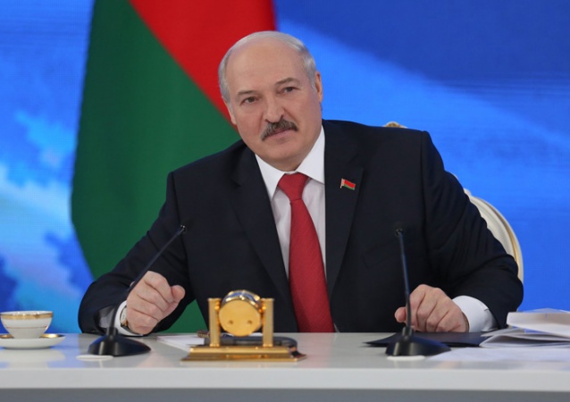 Лукашенко: на вступительных испытаниях за результатами централизованного тестирования мы должны видеть абитуриента — человека с его способностями и талантами