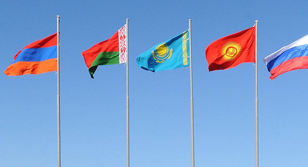 Беларусь выступает за реализацию совместных проектов по выведению товаров и услуг ЕАЭС на зарубежные рынки Беларусь выступает за реализацию совместных проектов по выведению товаров и услуг ЕАЭС на зарубежные рынки