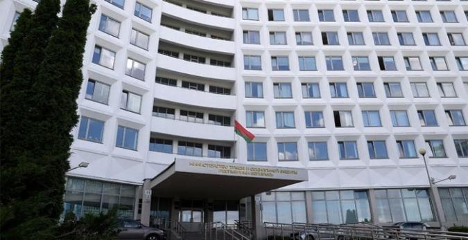 Совмещение или исполнение обязанностей отсутствующего работника. Минтруда о нюансах дополнительной работы