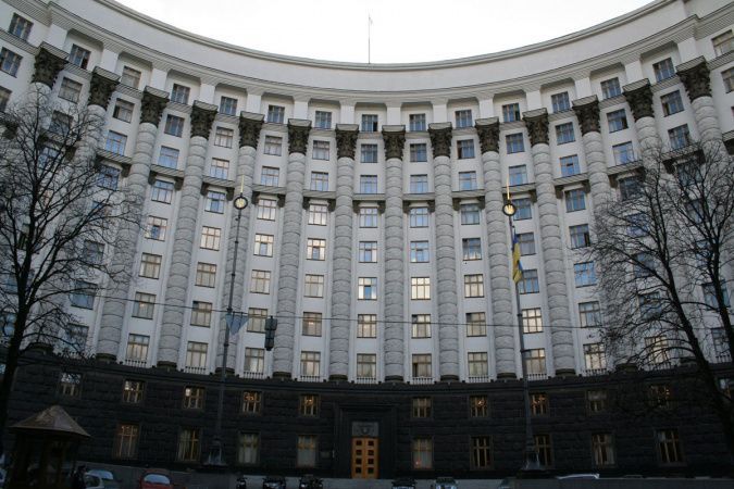 Минфин Украины: За 2019 год стране придется выплатить более 15,93 млрд USD госдолга 