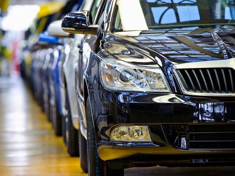 В Беларуси продажи новых авто сократились на 18% 