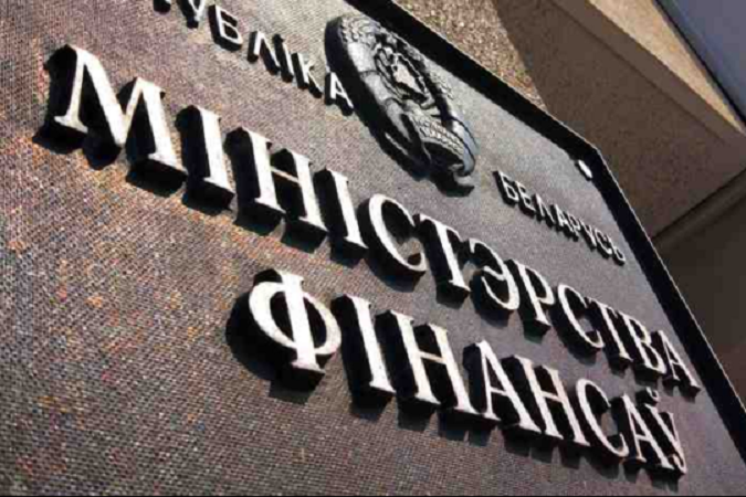 Страховые выплаты клиентам в Беларуси упали за год на 12%