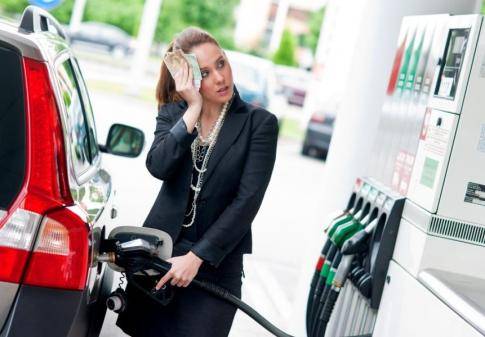 Цены на автомобильное топливо снова растут 