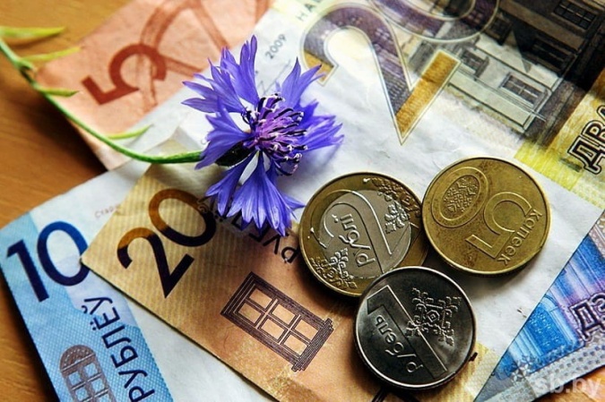 Белорусские банки в 2020 году направили на благотворительность свыше 35 миллионов рублей