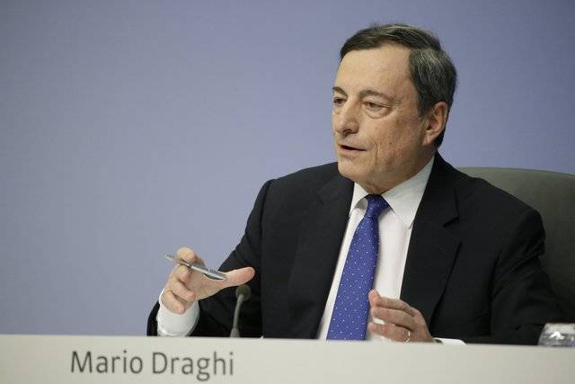 Глава ЕЦБ посоветовал ускорить подготовку компаний к выходу Великобритании из ЕС без соглашения