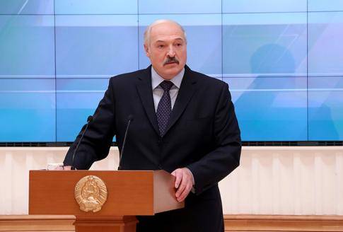 Лукашенко требует искоренить посредничество при закупках внутри страны