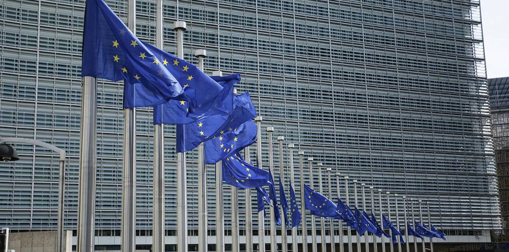 Еврокомиссия предпринимает активные меры защиты европейских производителей стали Еврокомиссия предпринимает активные меры защиты европейских производителей стали