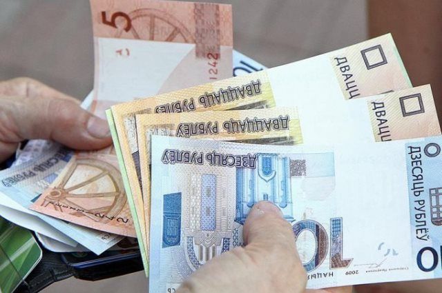 В Минтруда рассказали, что делать в случае задержки нанимателем заработной платы