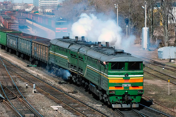 БЖД: внутриреспубликанские перевозки грузов за сентябрь выросли на 2% 