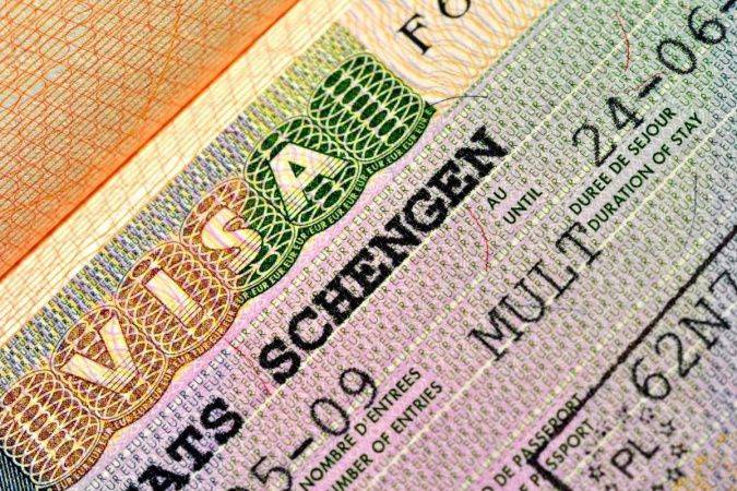 С 1 апреля Румыния и Болгария должны начать выдавать шенгенские визы